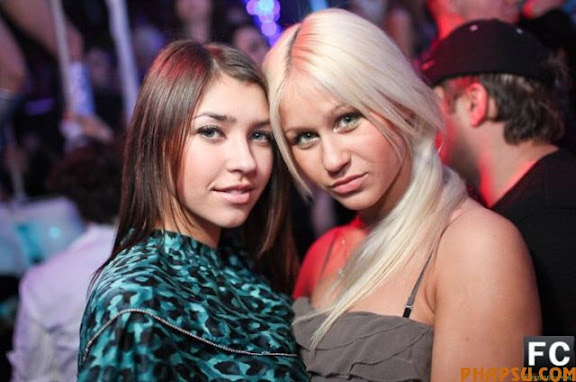 ảnh hộp đêm của Nga :x Moscow_nightclubs_sexy_girls_39