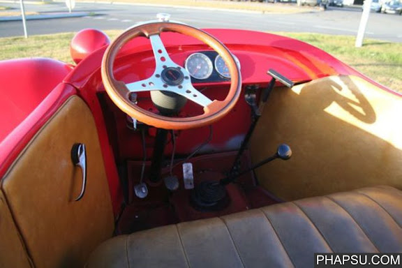 donald_duck_car_10.jpg