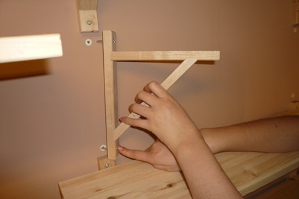 [Anchors and bracket[6].jpg]