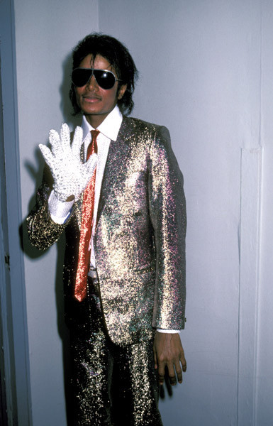 The glove Michael Jackson, The glove