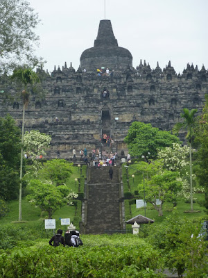 Stupas on the punultimate level of Borobodur