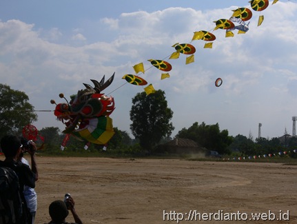 uploaded by Redha Herdianto layangan liong