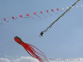 triple kites
