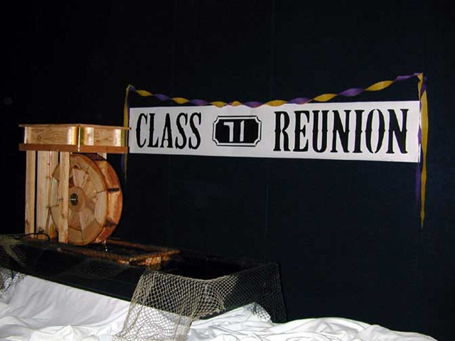 [092802_Class_reunion_banner3.jpg]