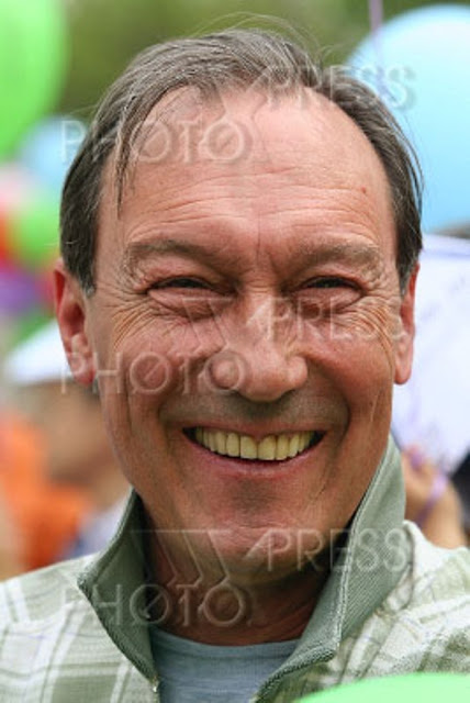 http://lh4.ggpht.com/_nQuL-QgAw-w/SitbG87tqRI/AAAAAAAAG2g/bBcBUtSO_YM/s640/27.jpg