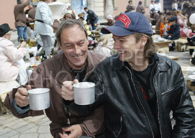 http://lh4.ggpht.com/_nQuL-QgAw-w/SitbrDacbgI/AAAAAAAAG2w/JCAIHuvYwi8/s800/31.jpg