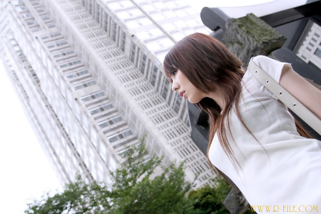 [Yui-Hatano-sexy-photo-hot-wallpaper.jpg]