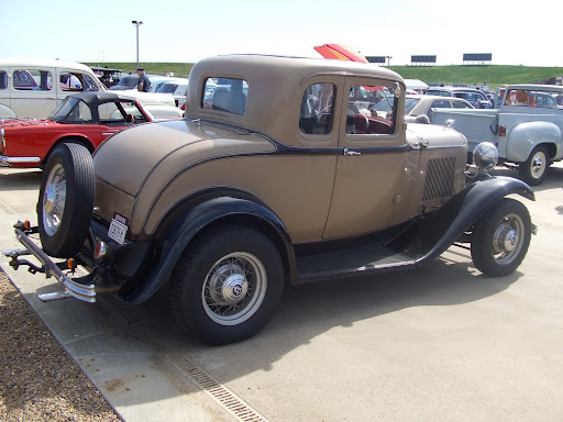 1931 ford 5 window coupe