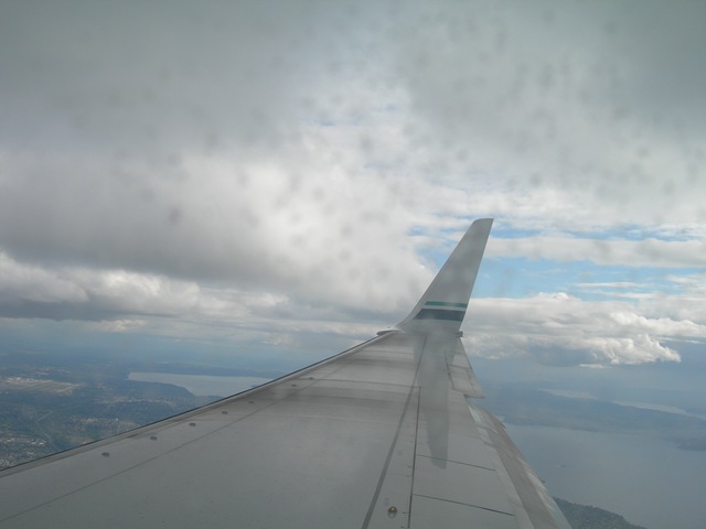 [20100429LandingoverSeattle293.jpg]
