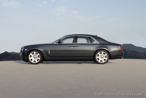 [2011-Rolls-Royce-Ghost-6[2].jpg]
