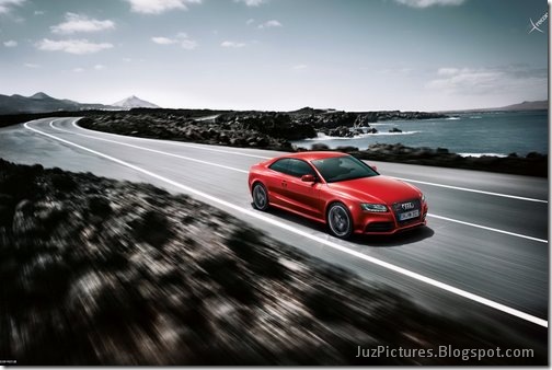 2011-Audi-RS5-Coupe-6