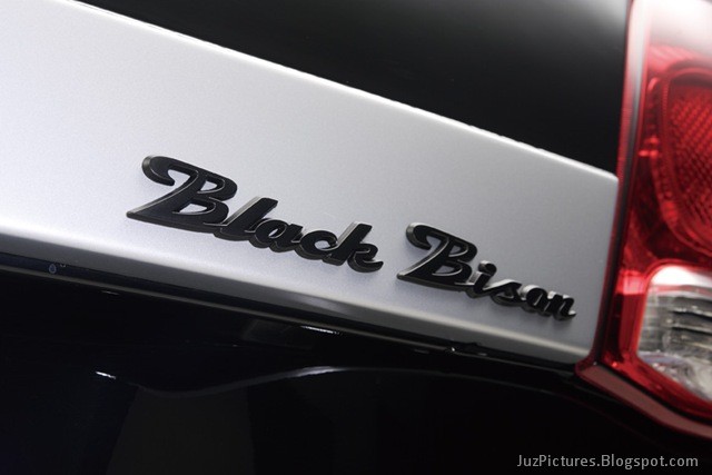 [toyota-land-cruiser-black-bison-logo[5].jpg]