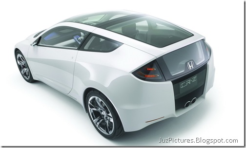 2011-Honda-CR-Z-rear