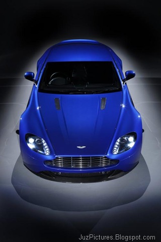 [Aston Martin V8 Vantage S 31[2].jpg]