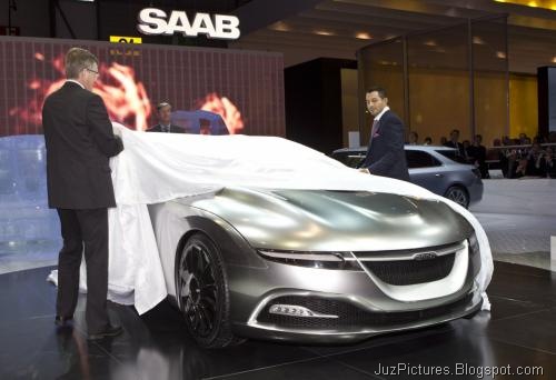 [Saab PhoeniX Concept18[2].jpg]