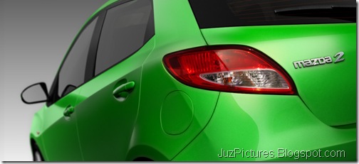 mazda2_12