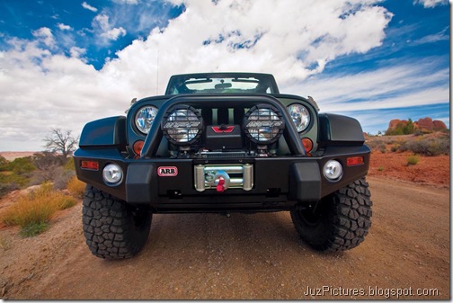 Xplore Jeep Wrangler heads to Moab2