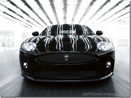 Jaguar XKR-S - Front8