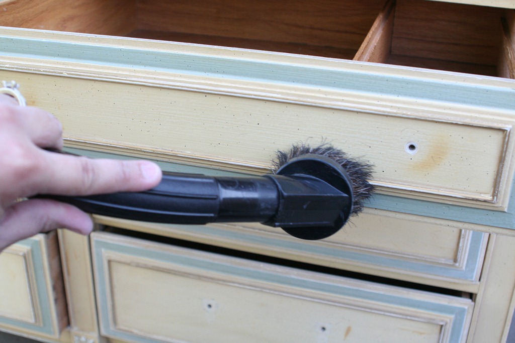 [cleaning, prepping, and sanding antique dresser (1)[4].jpg]