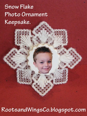 [White snowflake ornament with picture[3].jpg]