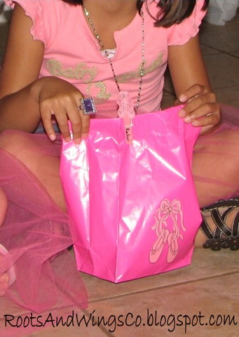 [ballerinabags3.jpg]