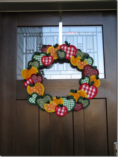 apple wreath a apple wreath a