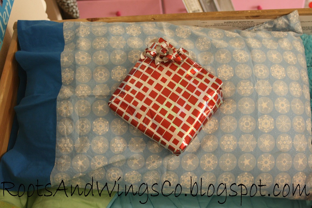 [first day of december christmas pillowcase pj gift b[4].jpg]