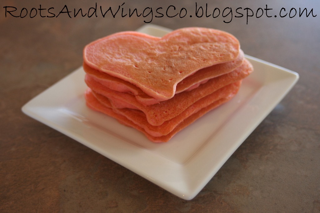 [valentine pink heart pancakes[4].jpg]