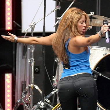 [shakira cabelos lisos live8 III[4].jpg]