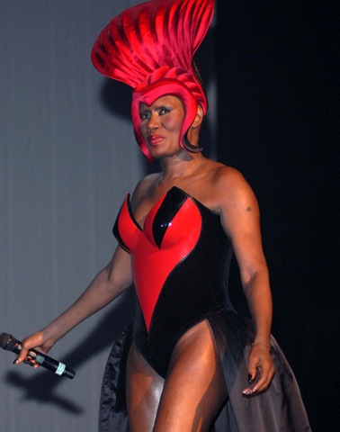 [grace-jones-ny-01[6].jpg]