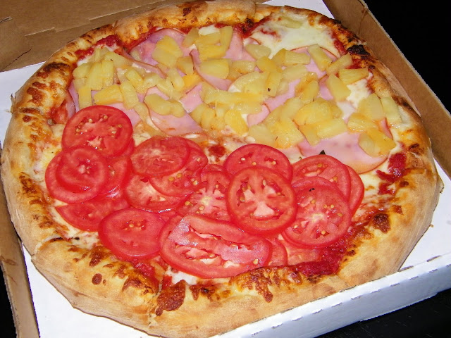 Pizza from De Vino's in Pleasant Hill