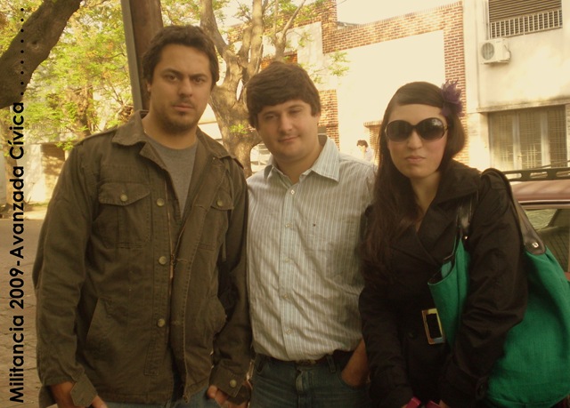 [La foto más espontánea de los tres...Juan-Ricardo-Tamara-1[4].jpg]