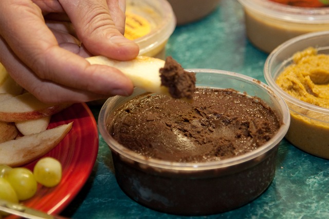 [Maddy Hummus (10 of 24)[2].jpg]