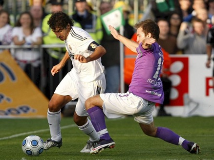 [real madrid 5[4].jpg]