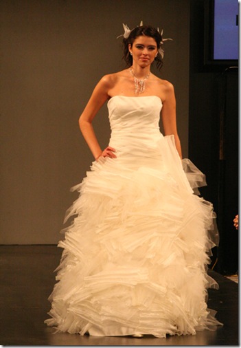 Vestidos de noiva de Cristina Lopes vestido de casamento noivas 2010 Estilistas criadores moda Portugueses 2011 design casar Portugal Vestidos de noiva de Cristina Lopes vestido de casamento noivas 2010 Estilistas criadores moda Portugueses 2011 design casar Portugal