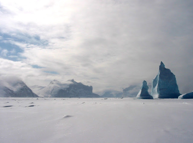 Berg%20with%20Cliffs
