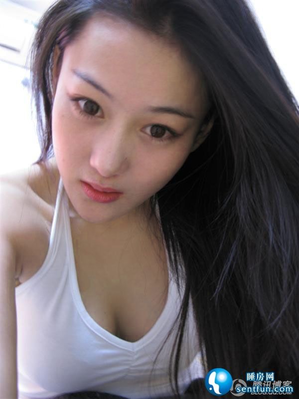 Sexy beautiful school girls