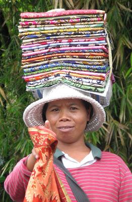want sarong, miss?