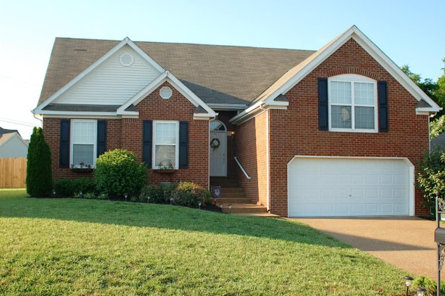 1159 summerville circle