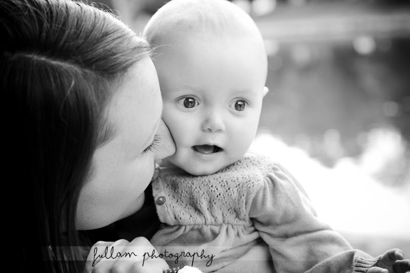  :: Amaya Grace | 6 Months :: Amaya, her mommy, her daddy and I played in the park to celebrate the big 6 months!