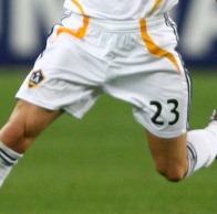 [davidbeckhamlegs8.jpg]