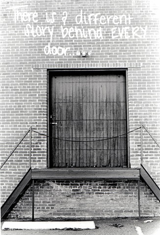 [Door6[8].jpg]
