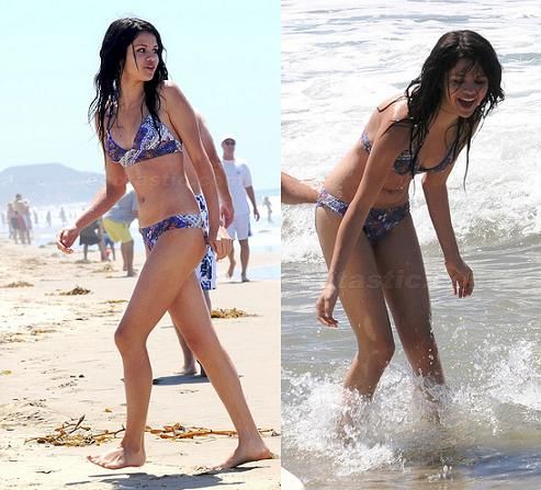 selena gomez in bikini 2009. Teen celebrity selena gomez
