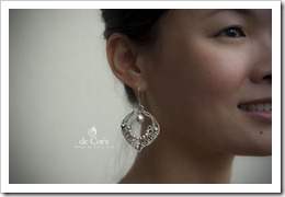 Wired Chinese Knot, Oval Shape Earrings