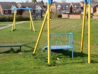 [Marsdale drive rec This was a zip wire[4].jpg]