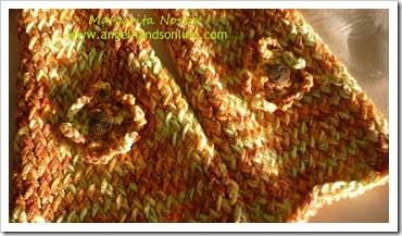 Handmade scarf in golden colour Handmade scarf in golden colour