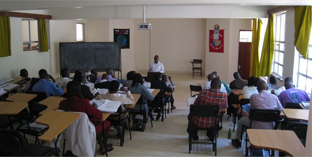[Scott classroom[3].jpg]