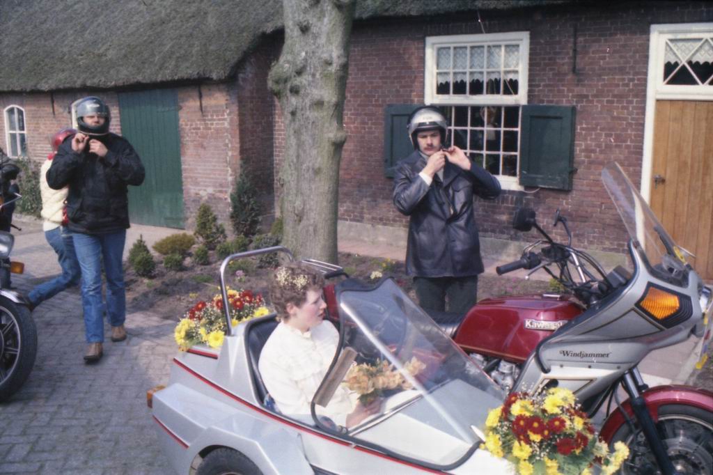 1982 - Huwelijk Tiny & Marja v.Pinxsteren 05.jpg