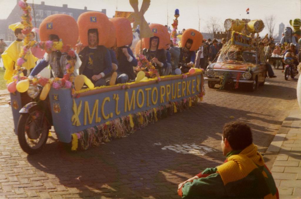 1976 - Carnaval 02.jpg