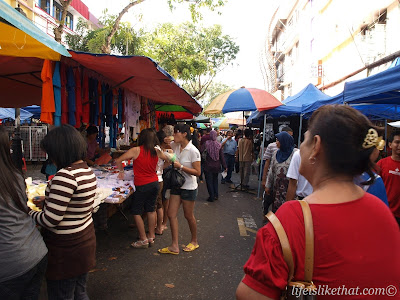 Gaya Street Sunday Market picture sabah escapade  photo